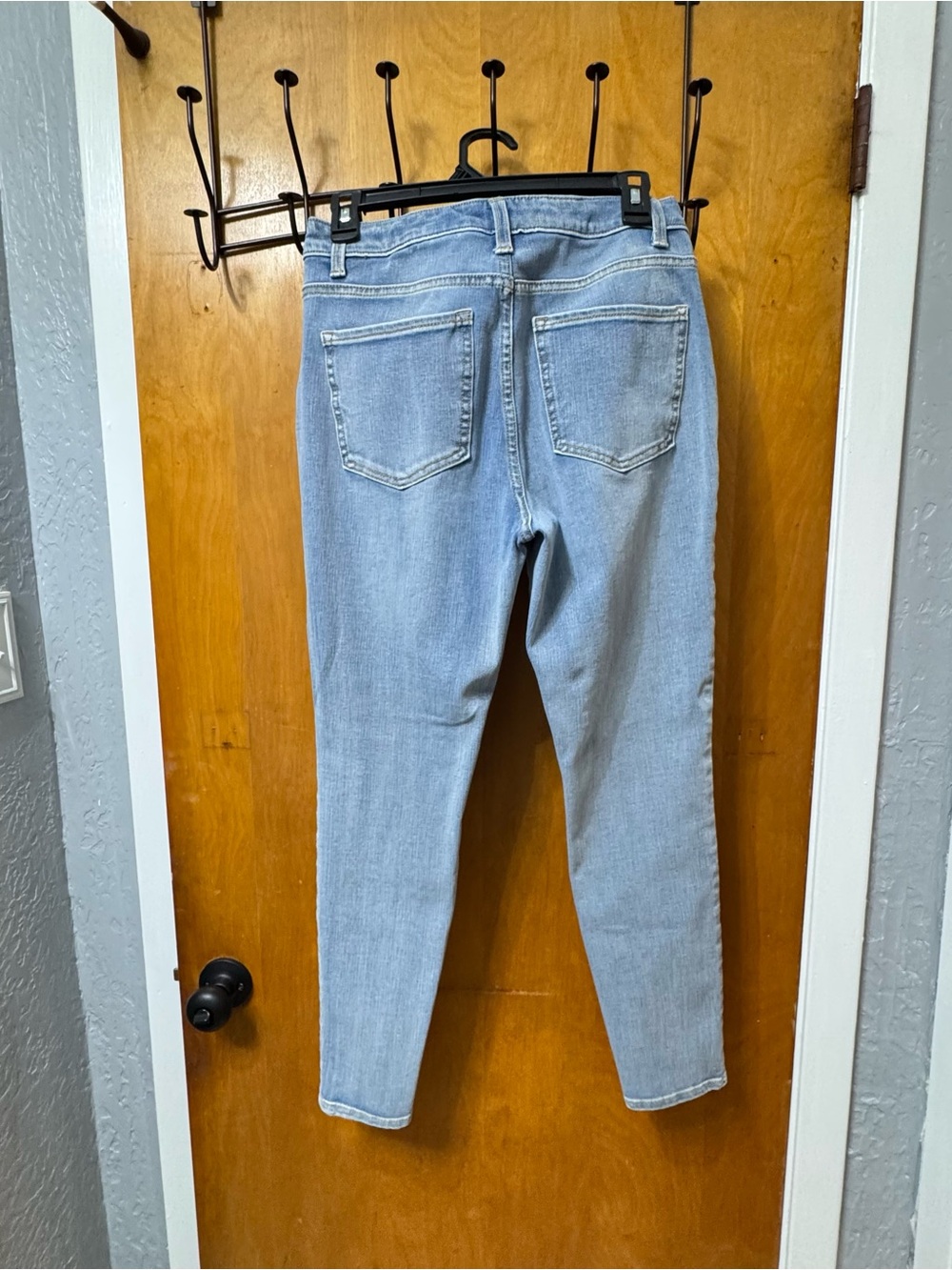 Time and Tru Light Blue Skinny Jeans - Picture 2 of 3